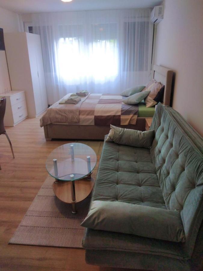North&South Apartments ซาเกร็บ ภายนอก รูปภาพ